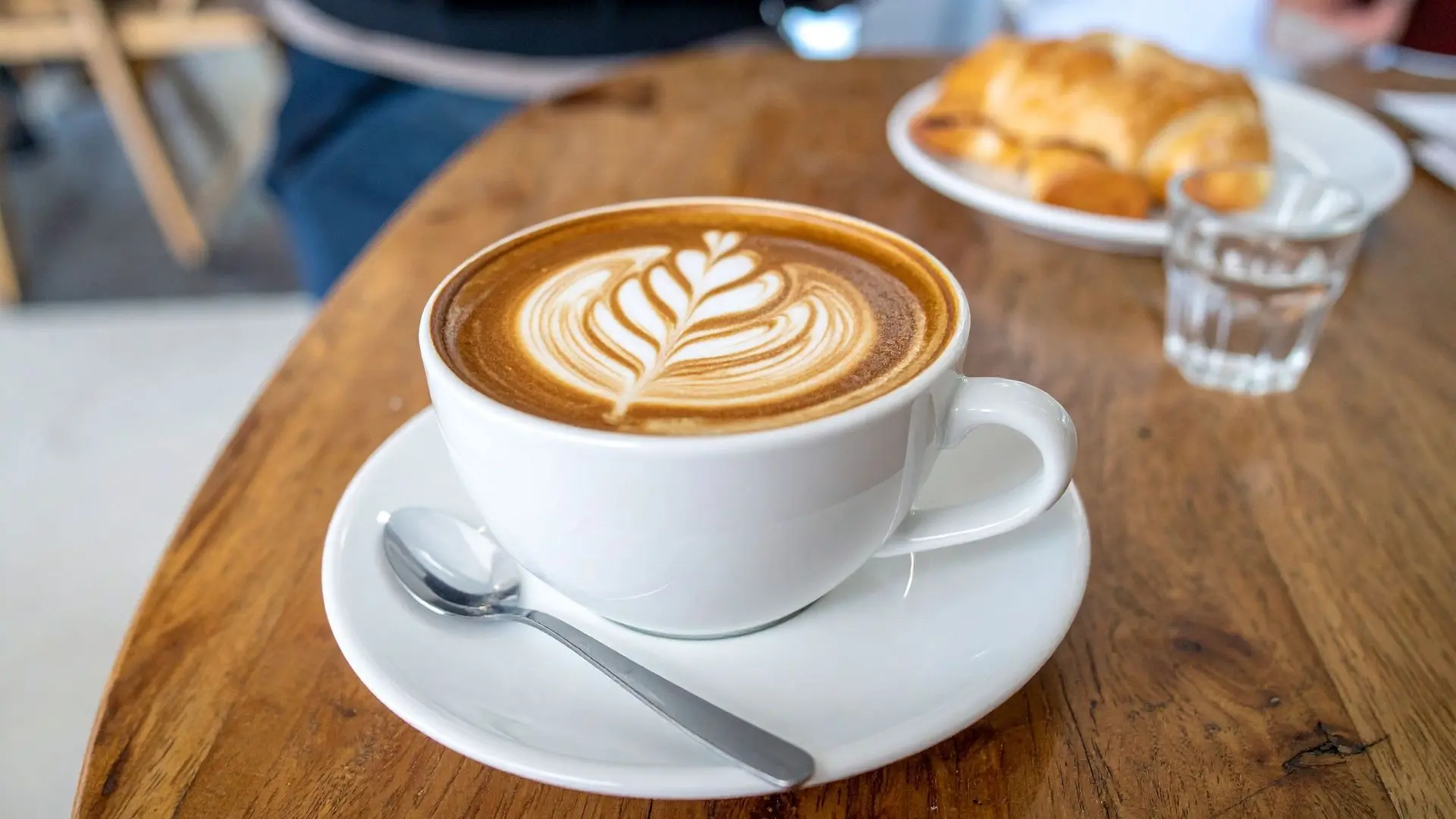 cafe near cat house bkk